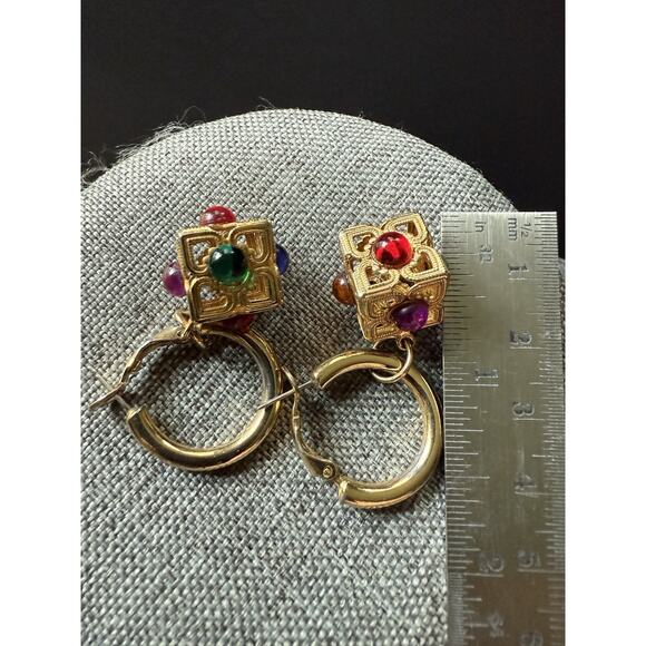 Vintage Modernist Charm Dangle Drop Earrings Clip On Gold Tone Boho Art To Wear - Picture 4 of 4